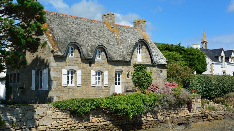 Une maison traditionnelle bretonne. Crédit: Jean-Jacques Bujot (Flickr).