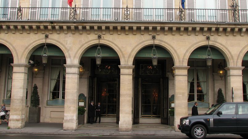 L’entre de l’hôtel Meurice, rue de Rivoli (Ier). Crédit: Wikimedia. Sous licence Creative Commons.