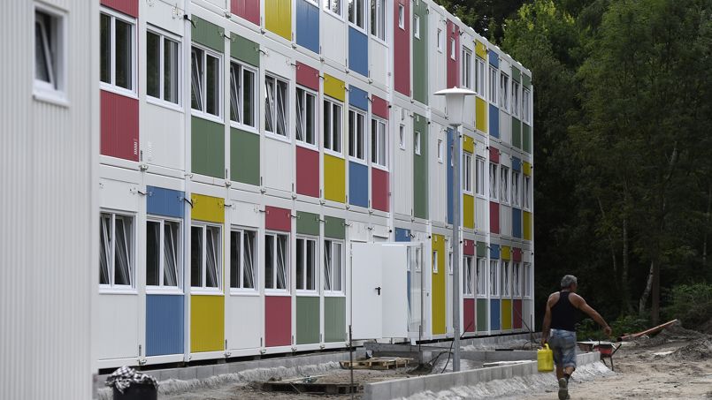 A Berlin, dans le quartier de Zehlendorf, les migrants vont être logés dans cet ensemble de conteneurs.