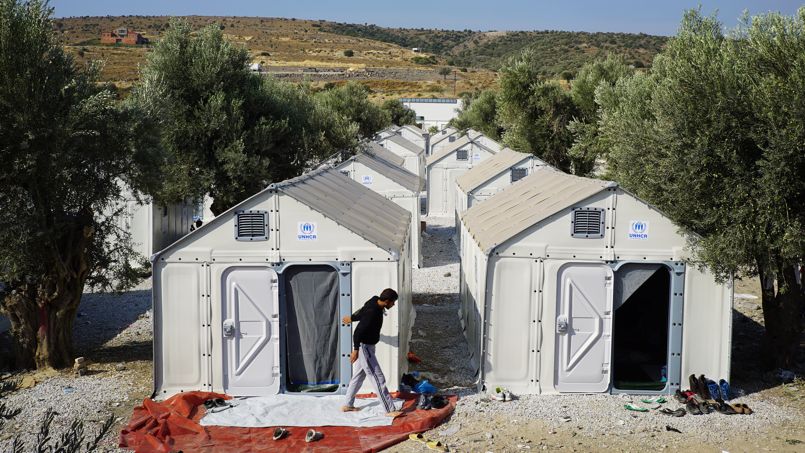 En Grèce, plus de 1200 maisonnettes ont déjà été montées pour accueillir le flux croissant de migrants. Crédit: Better Shelter.