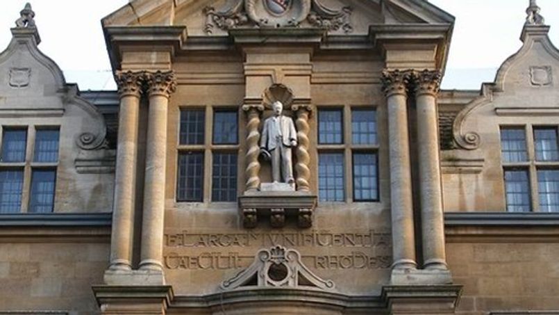 Lire article Sous la pression des donateurs, l’université d’Oxford gardera la statue de Cecil Rhodes