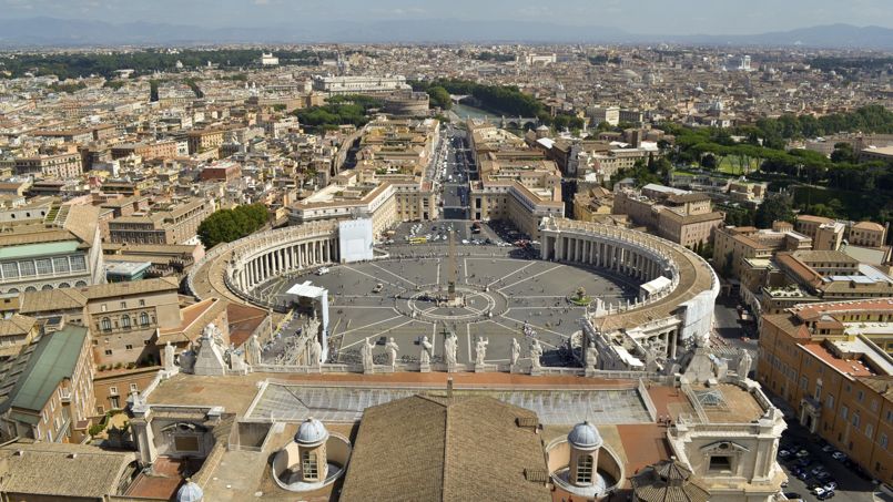Parmi les perles de la commune de Rome: un appartement du Borgo Pio, jouxtant le Vatican, est loué pour 10,29 euros par mois, très précisément.
