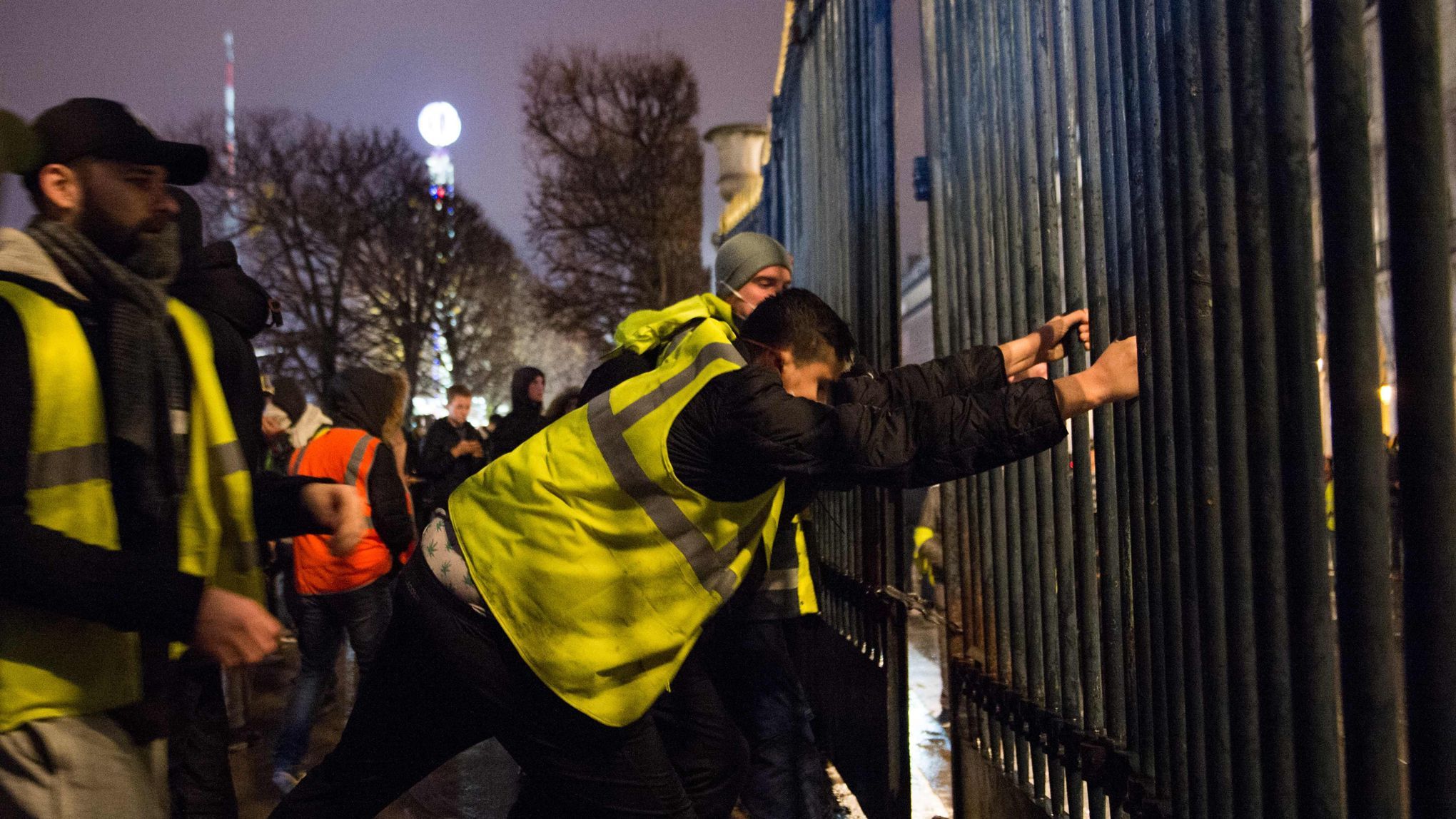 Gilets Jaunes Les Photos Qui Resteront De Ce 1er Décembre