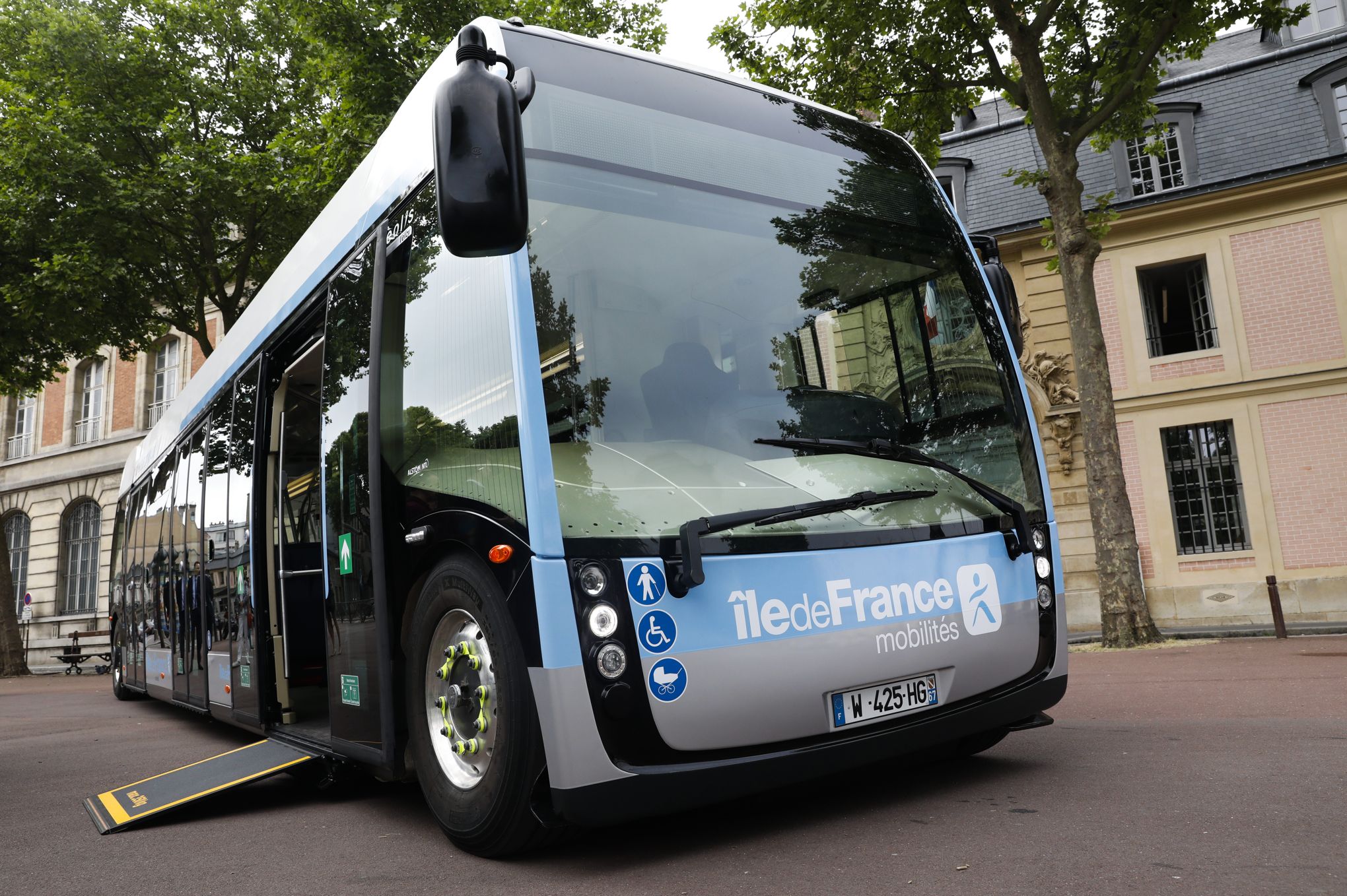 La RATP lance une commande massive de bus électriques