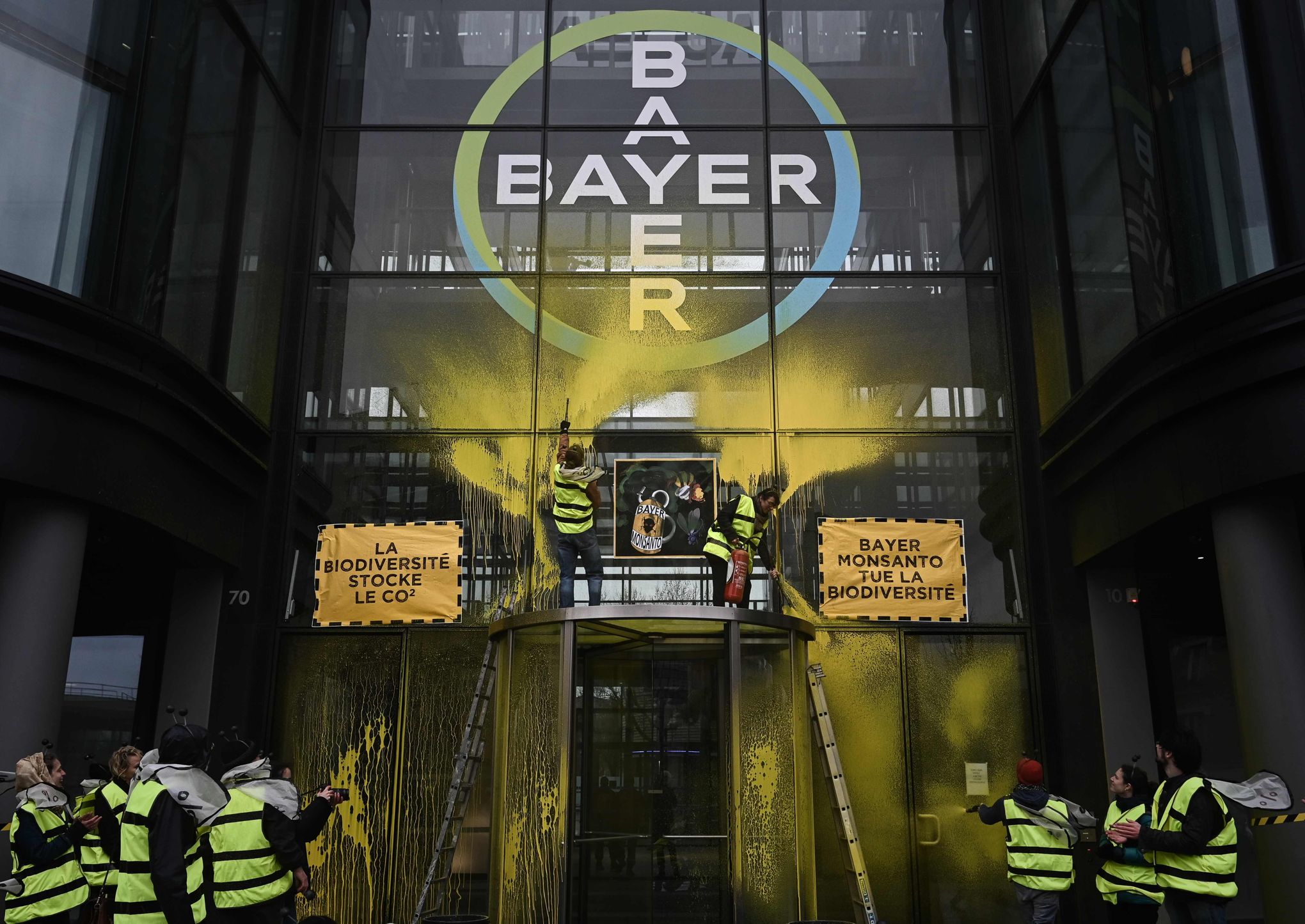 Bayer Lance Une Enquete Sur Le Fichier De Monsanto En France