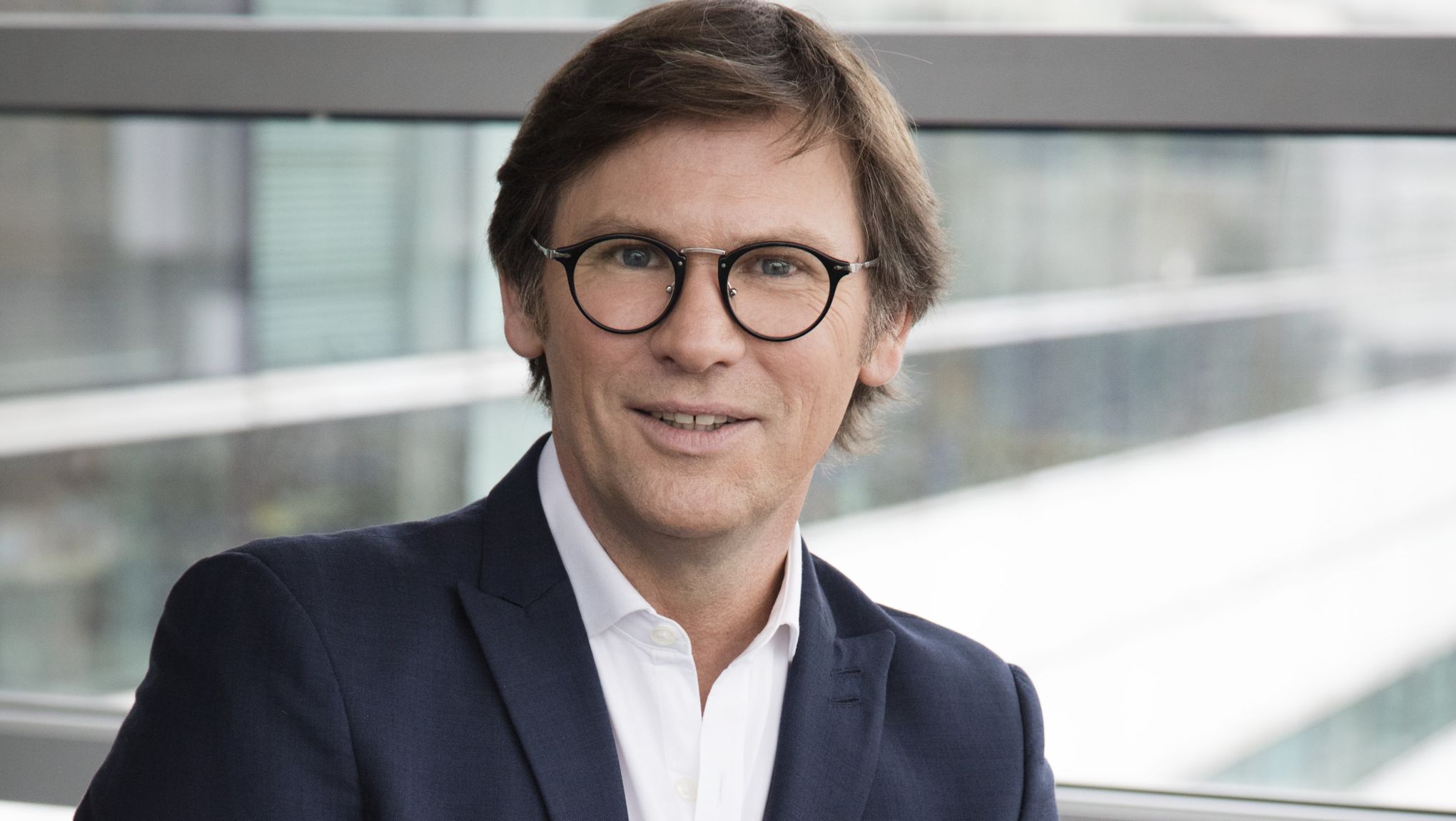 des chiffres et des lettres presentateur