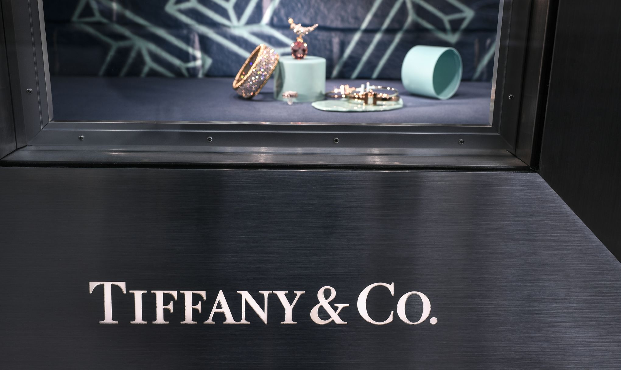 Pour le couple LVMH et Tiffany, l'heure est à la rupture des