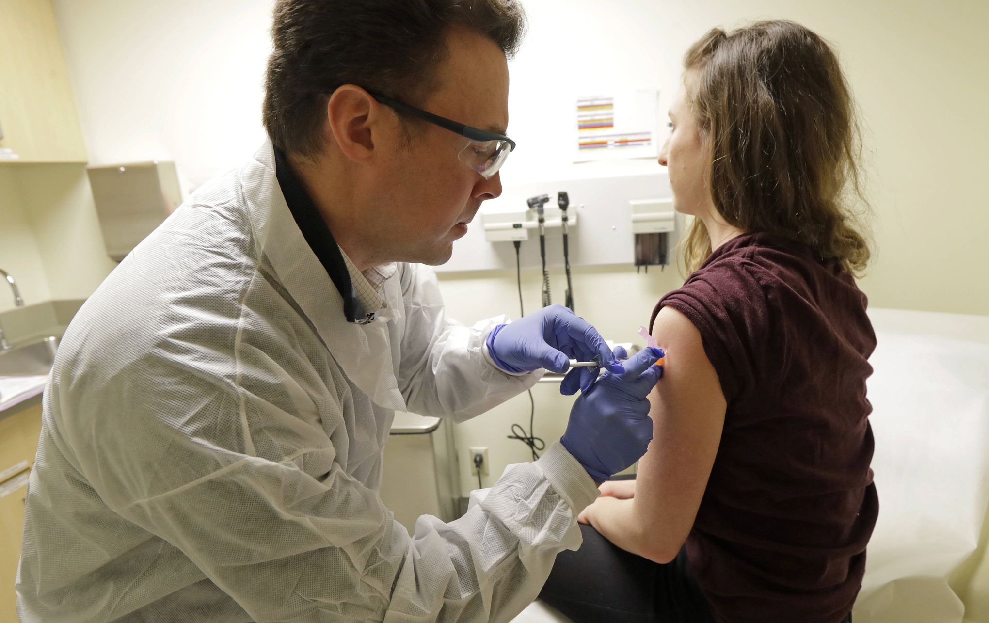 Trente projets de vaccins dans la «course» contre Covid-19