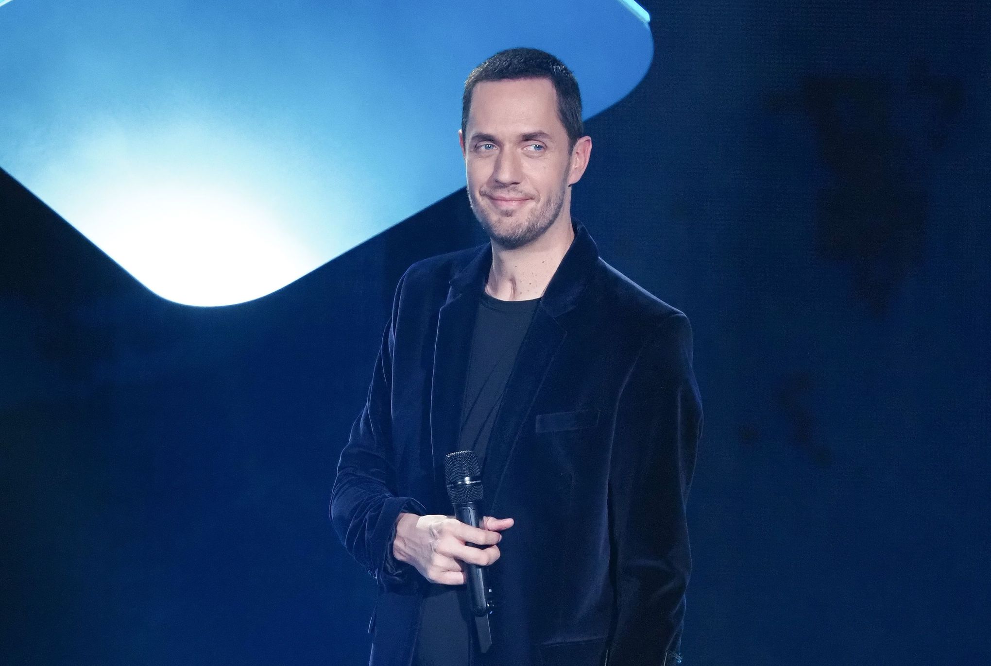 Pourquoi Grand Corps Malade A Une Canne Grand Corps Malade, une success story hors normes