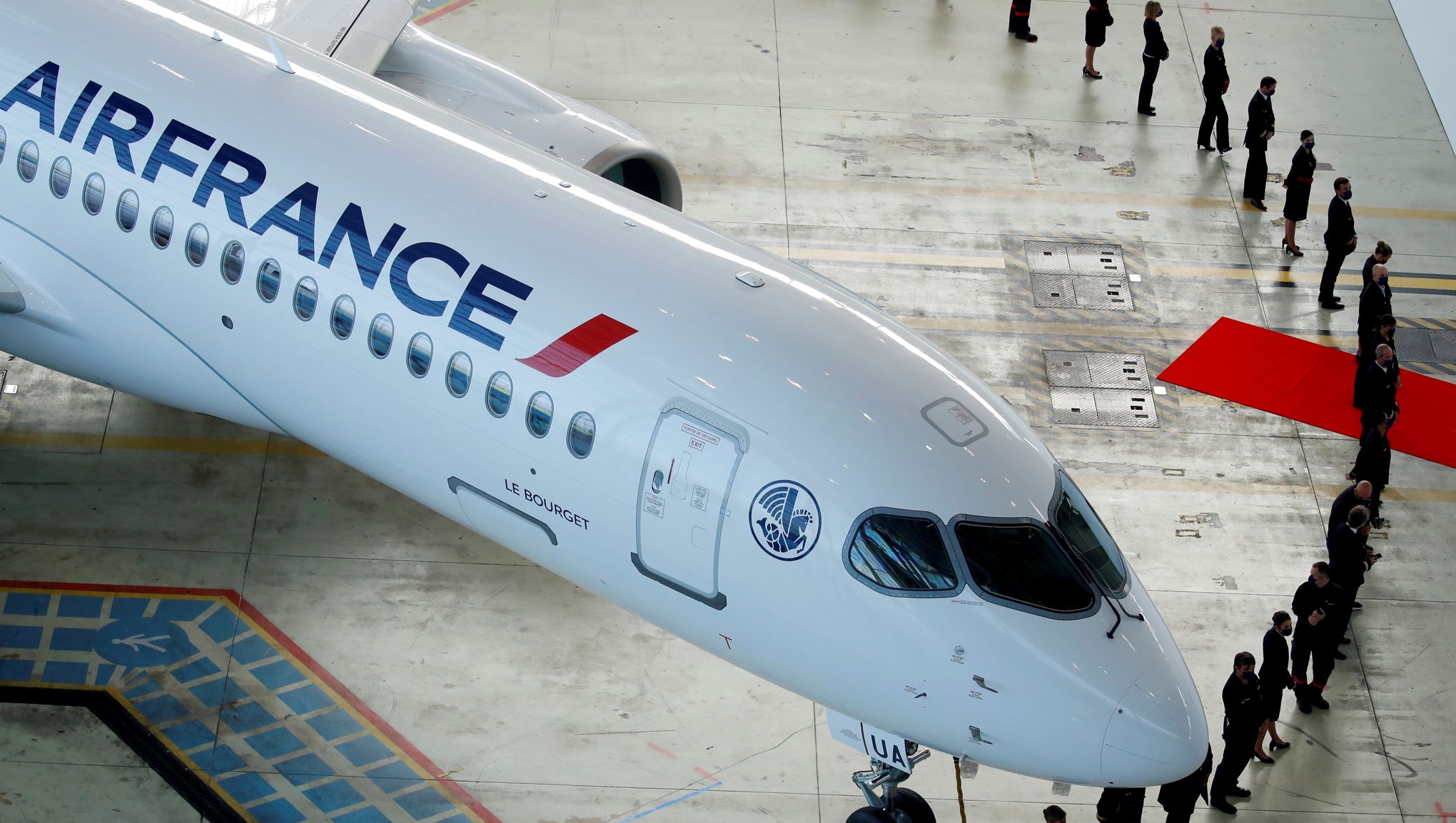 Air France réalise une commande ferme de 60 Airbus A220 et décide du sort  de ses