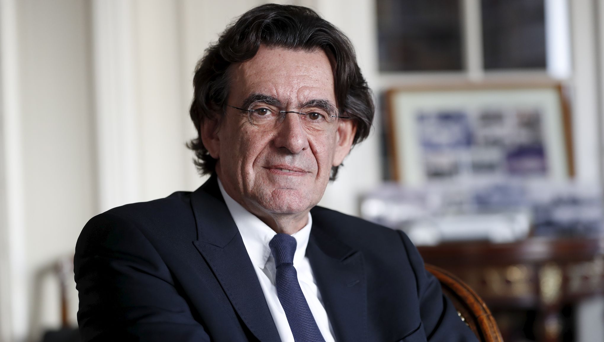 Qui Est Le Mari De Agnes Verdier Molinie Luc Ferry: «Agnès Verdier-Molinié tire la sonnette d'alarme»