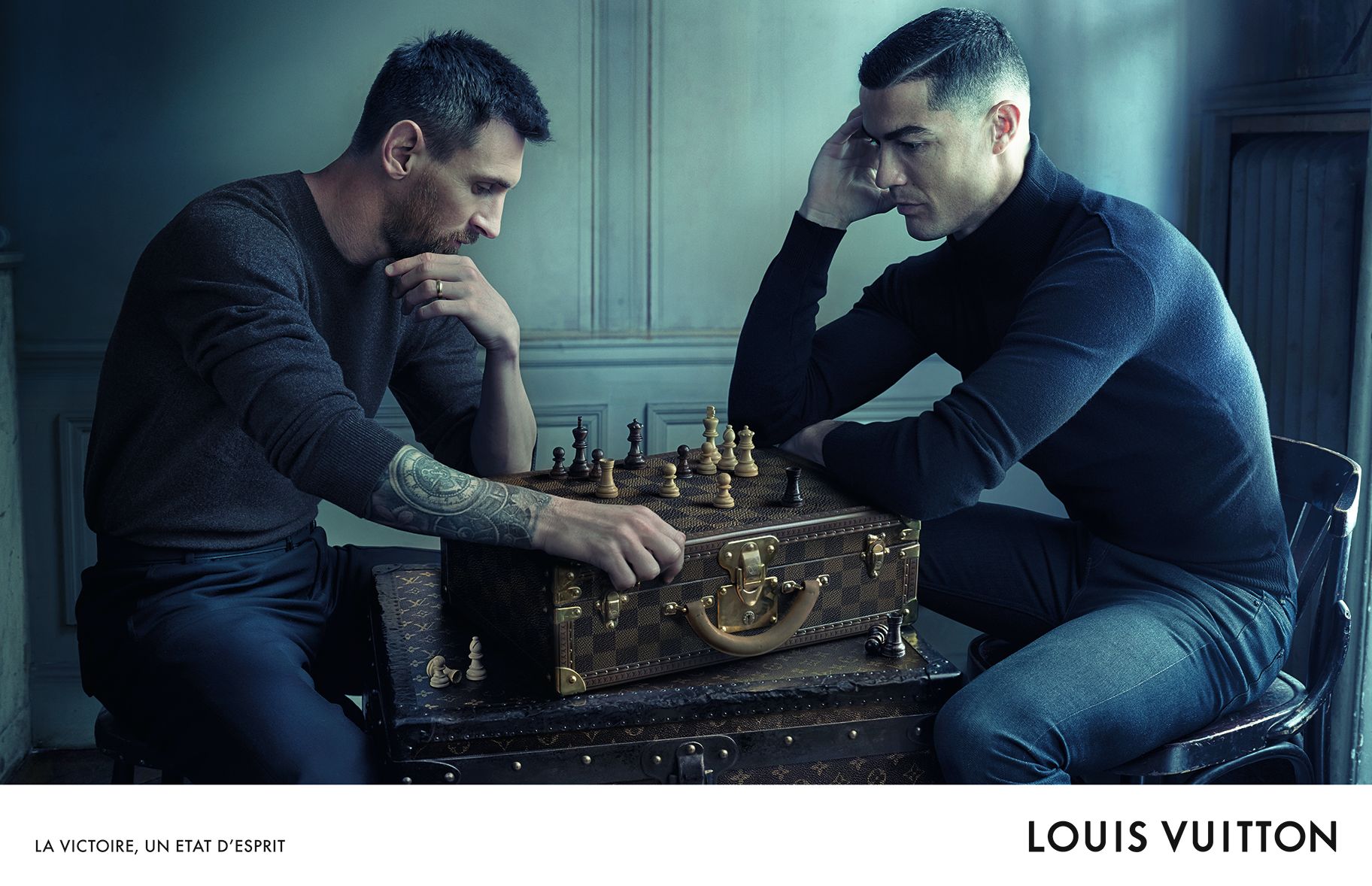 Cristiano Ronaldo et Lionel Messi battent des records sur Instagram avec  leur photo pour Louis Vuitton en train de jouer aux échecs qui est en  réalité un photomontage