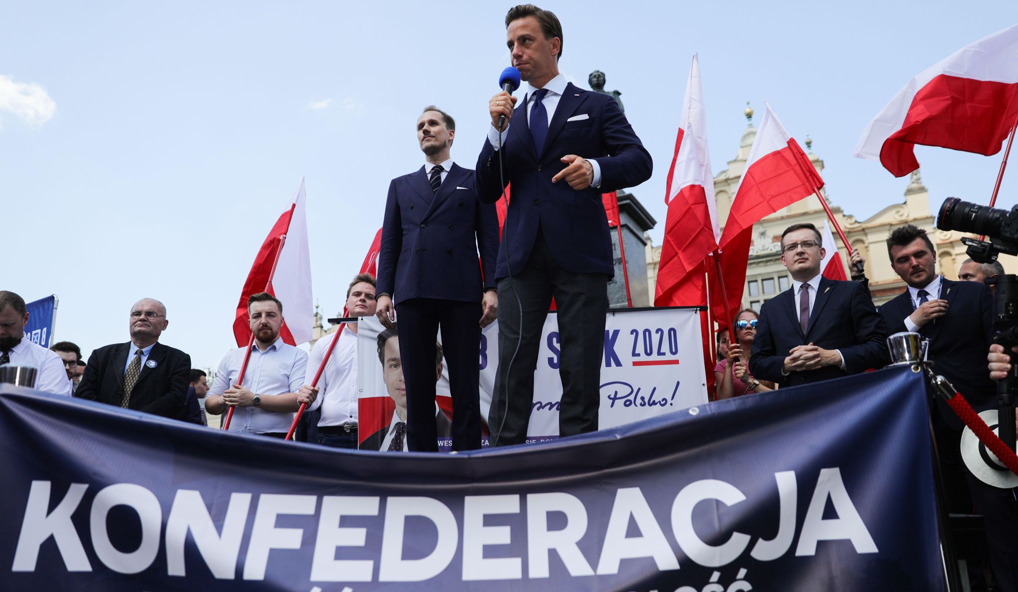 En Pologne, mobilisation massive contre la politique illibérale du PiS