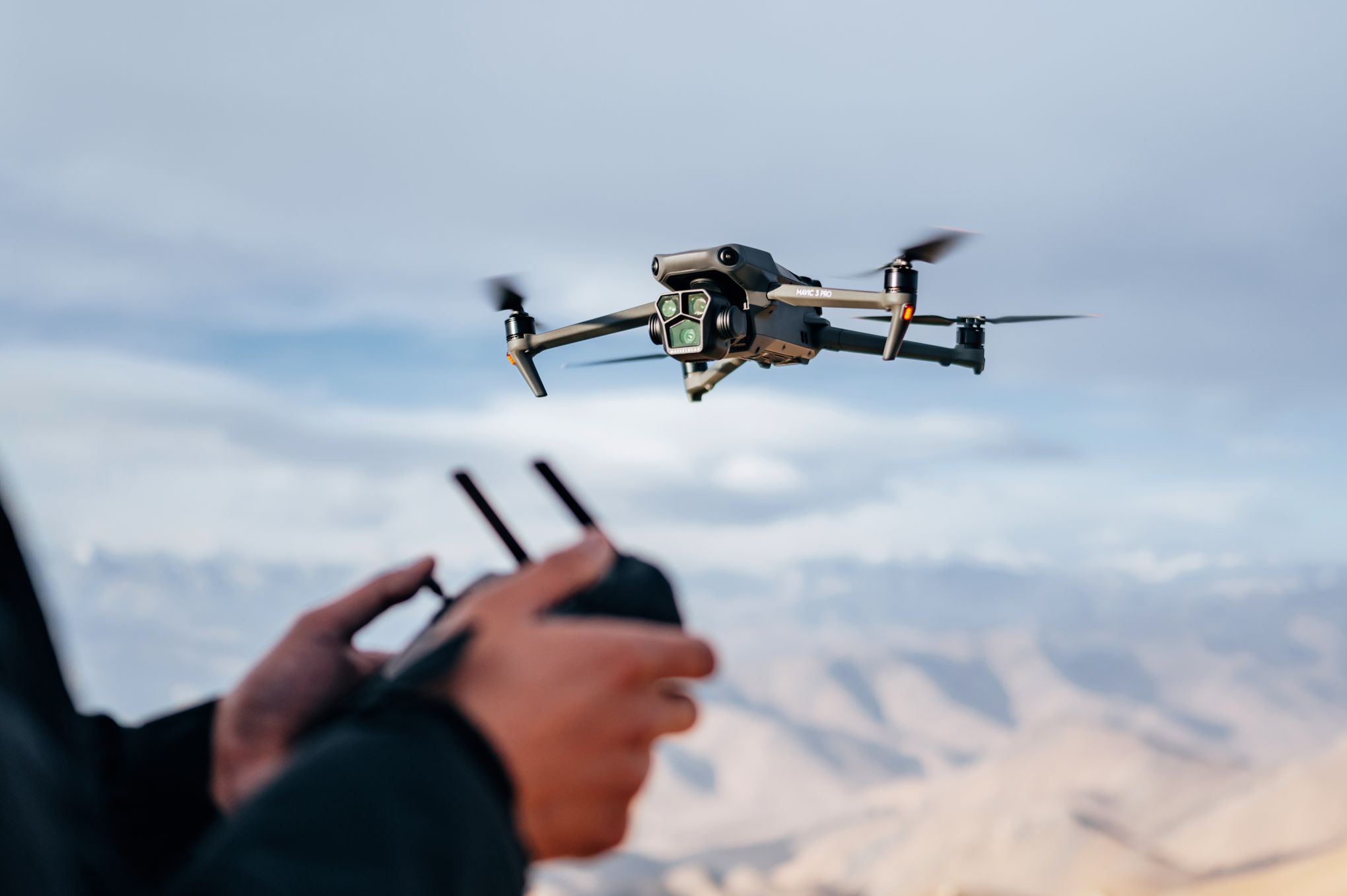 Notre test du DJI Mavic 3 Pro: le drone fait son cinéma