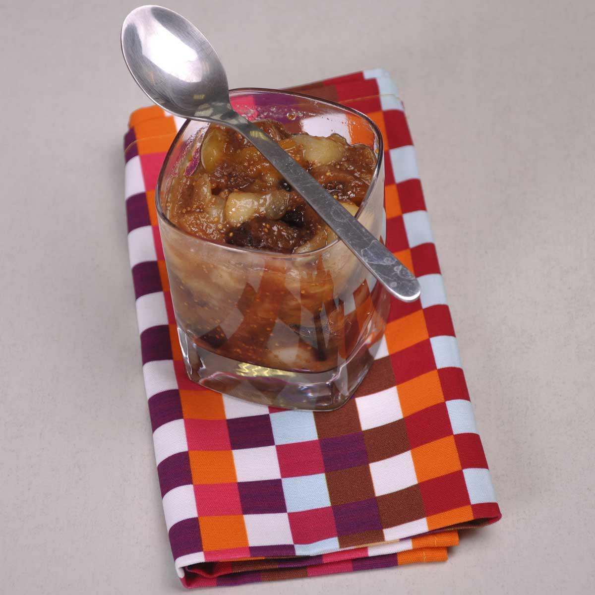 Recette compote aux fruits secs Cuisine / Madame Figaro