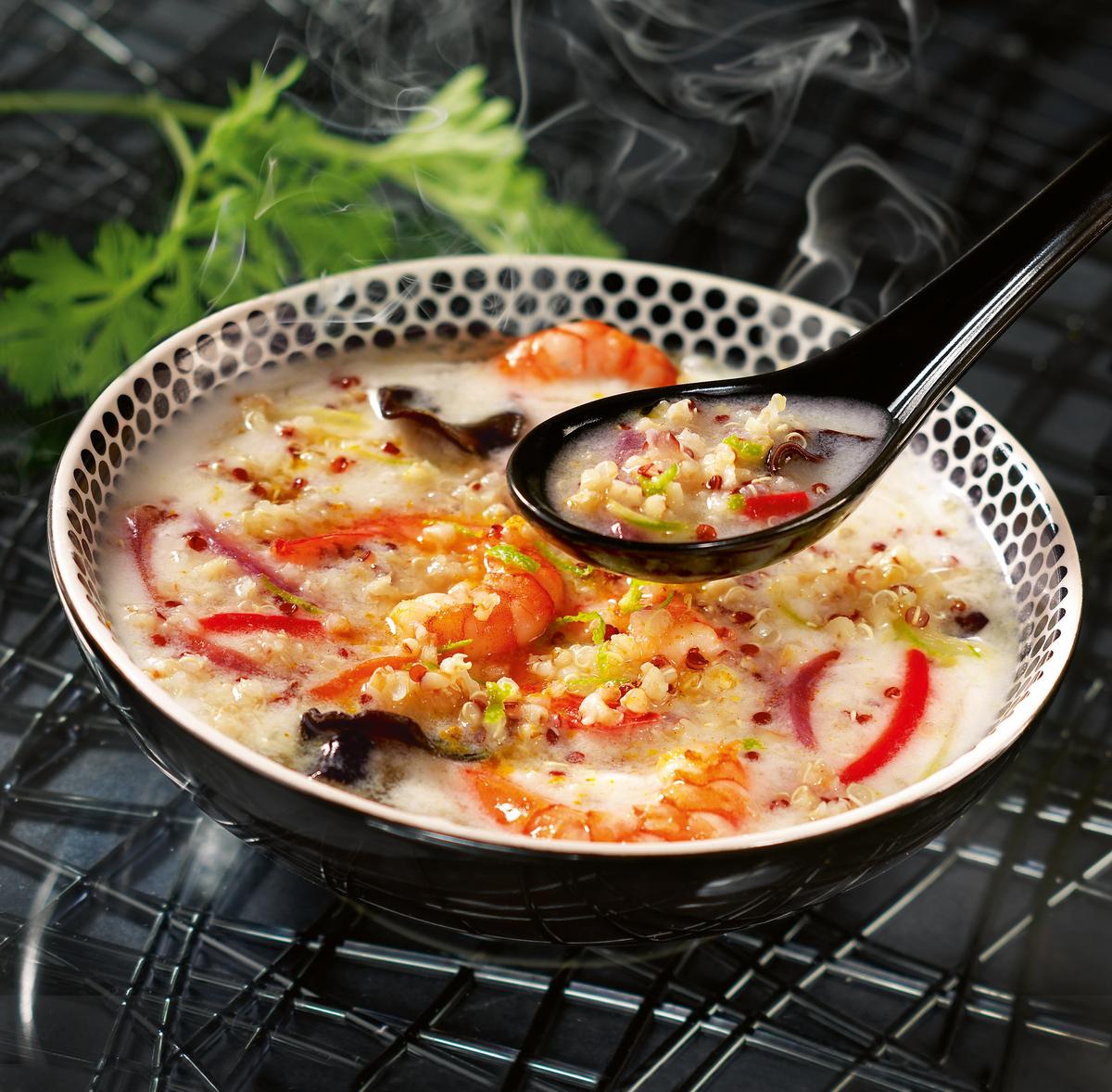 Recette soupe asiatique au quinoa gourmand Cuisine / Madame Figaro