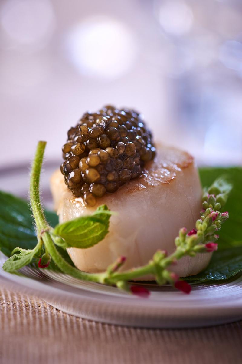 noix de saint-jacques au caviar