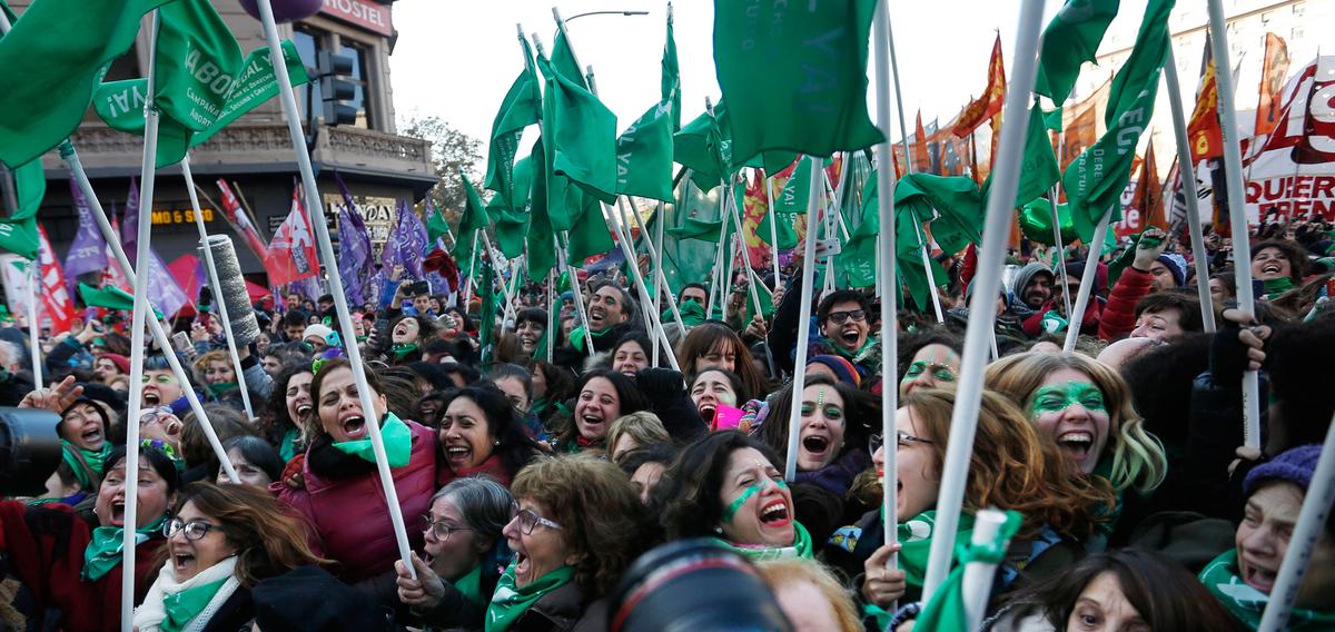 Les Argentines fêtent en masse le vote historique en faveur de l