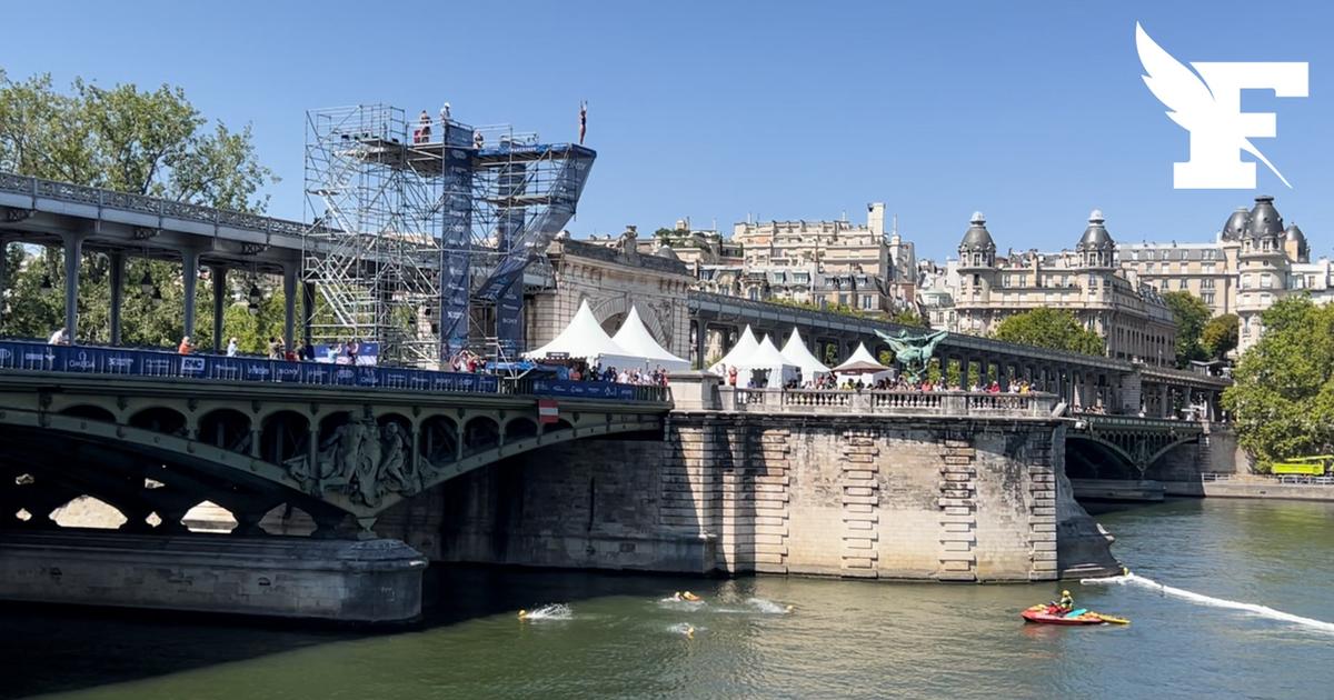 Les plongeurs de haut-vol s’élancent face à la Tour Eiffel lors des championnats d’Europe de natation