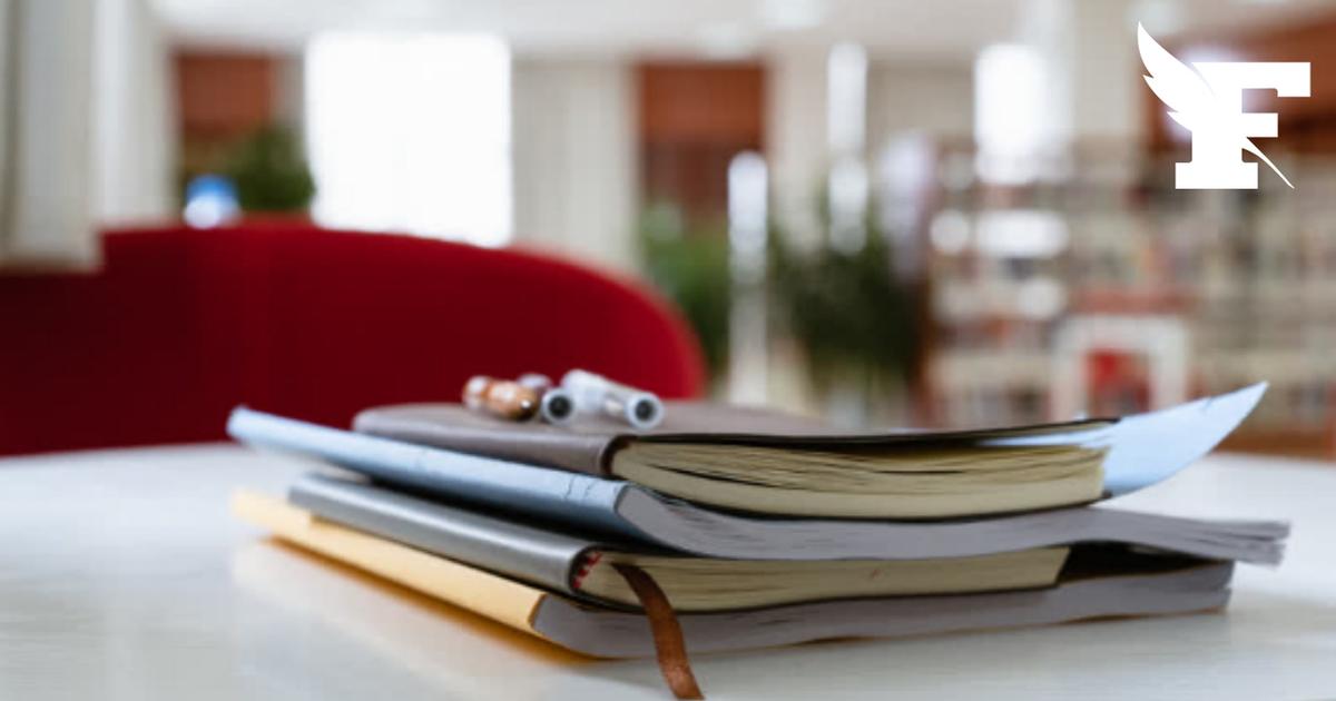 La justice administrative contraint la Région Île-de-France à retirer ses manuels scolaires numériques