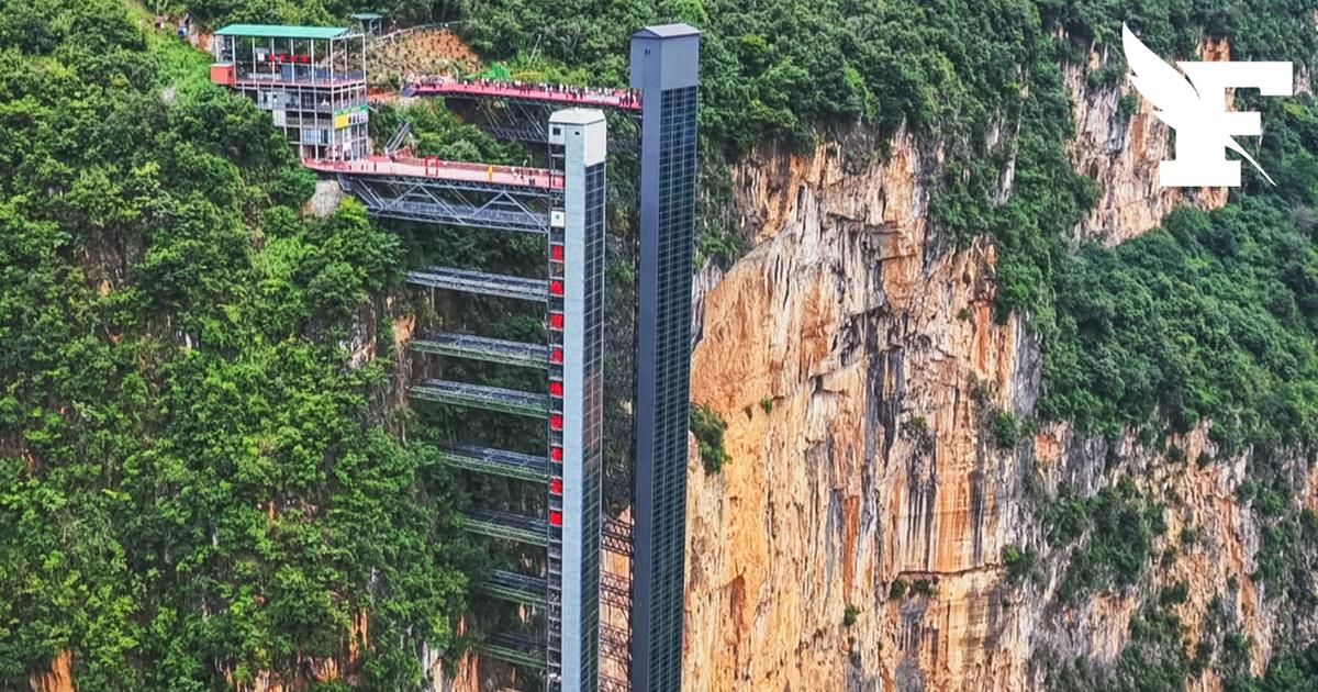 En Chine, un ascenseur de près de 300 mètres pour aller à l'école