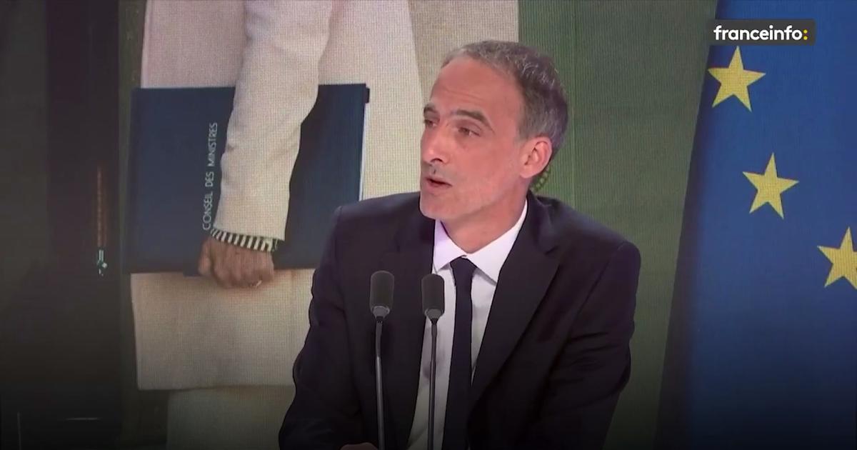 «Moi, je n’ai pas quémandé des postes depuis 45 ans», raille Glucksmann après la pique de Ségolène Royal