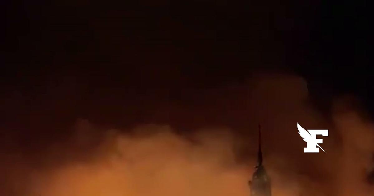 L'hôtel de ville de Limoges ravagé par les flammes
