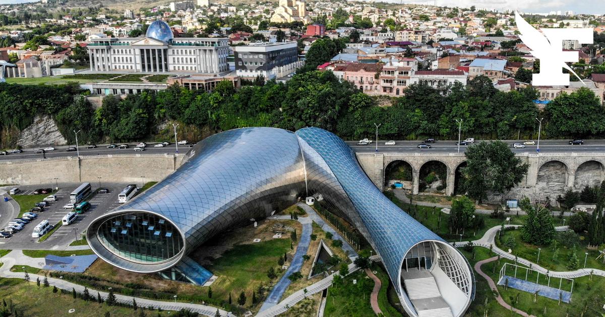 Géorgie : les autorités de Tbilissi approuvent la démolition d'un complexe culturel, le débat autour des «Tubes» relancé
