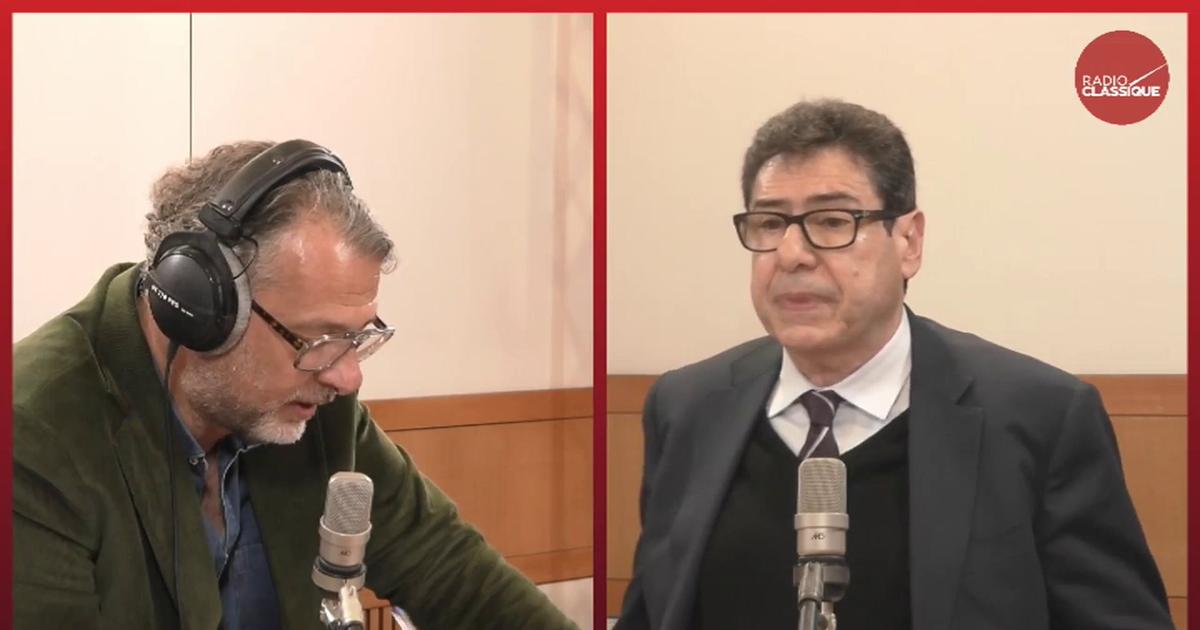 «Le marché du travail doit s'organiser pour lisser la transition des anciens emplois vers les nouveaux créés par l'IA», affirme Philippe Aghion