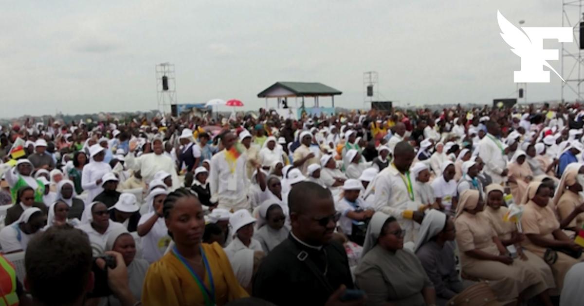 Angola: des milliers de fidèles se rassemblent à l'occasion de la visite du pape Léon XIV