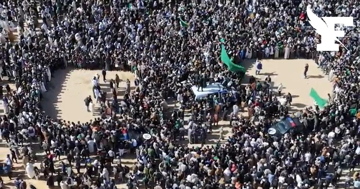 Libye: des dizaines de milliers de personnes aux obsèques du fils de Kadhafi