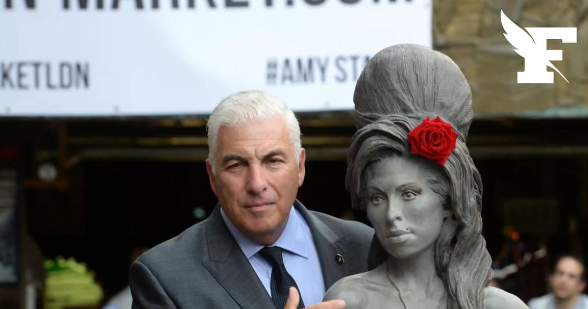 Le père d'Amy Winehouse perd son procès contre deux amies de la chanteuse