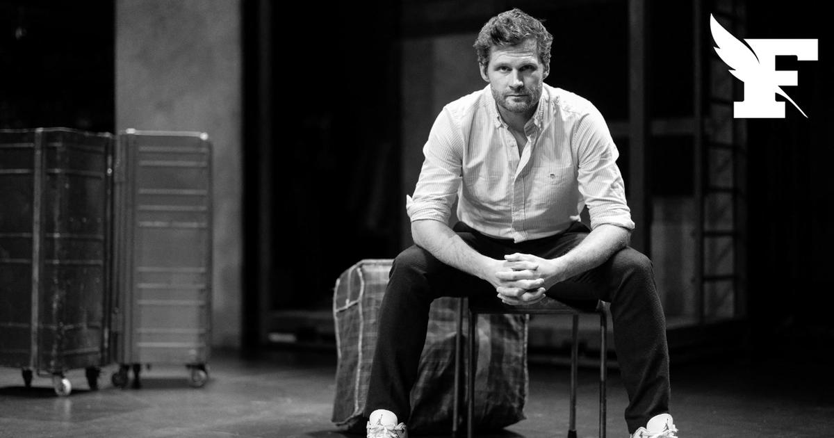 Un théâtre parisien propose des places à prix réduit aux Castrais après la déprogrammation de la pièce d’Alexis Michalik par la mairie RN