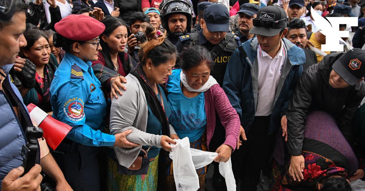 Les familles attendent désespérément des nouvelles de leurs proches après les coulées de boue meurtrières au Népal