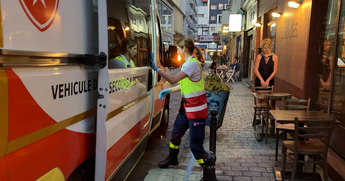 «Les gens tombent comme des mouches» : en immersion avec l’Ordre de Malte un soir de canicule à Paris
