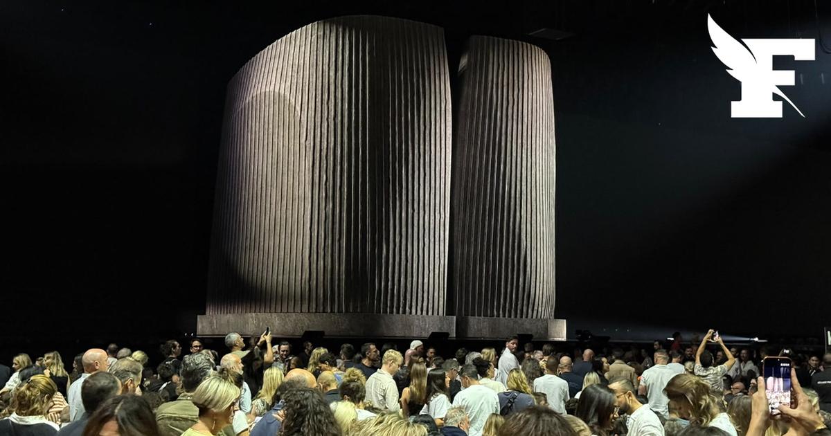 Céline Dion : alors que l'heure du concert approche, la Plénitude Arena se remplit