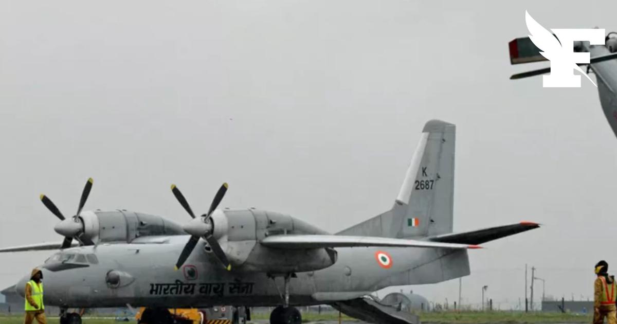 Un avion militaire indien s'écrase sur une base aérienne