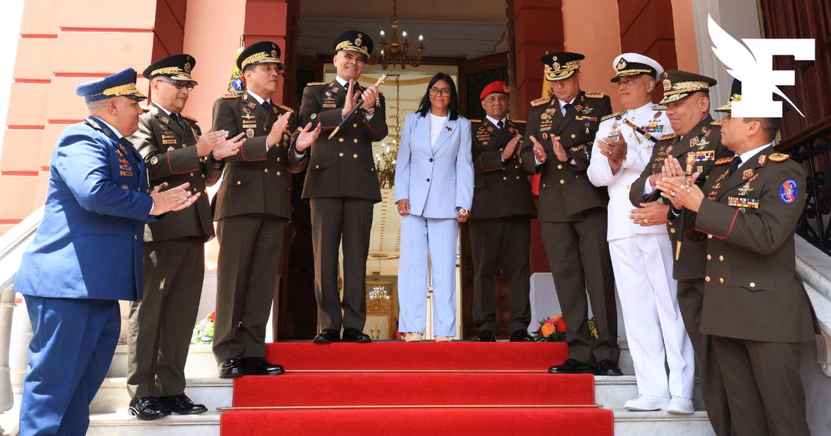 La présidente par intérim du Venezuela acte le remplacement du haut commandement militaire de son pays