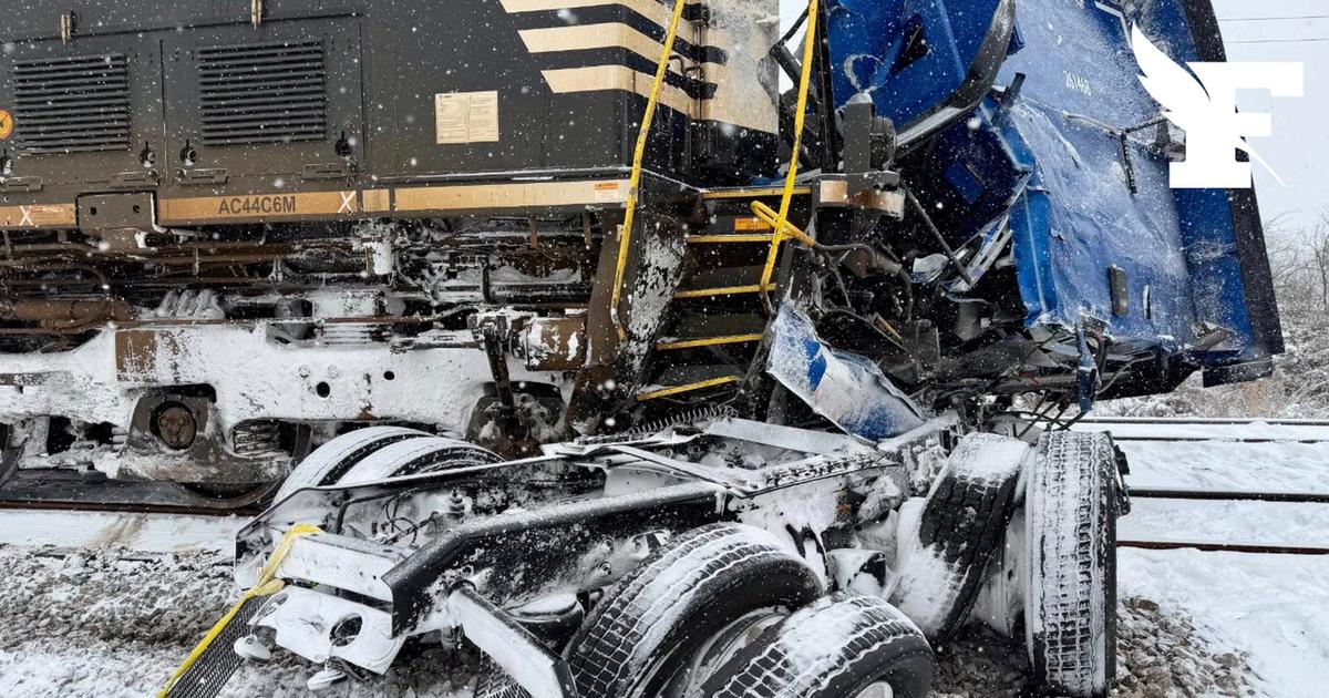 Tempête hivernale aux États-Unis: collision entre en un train et un camion