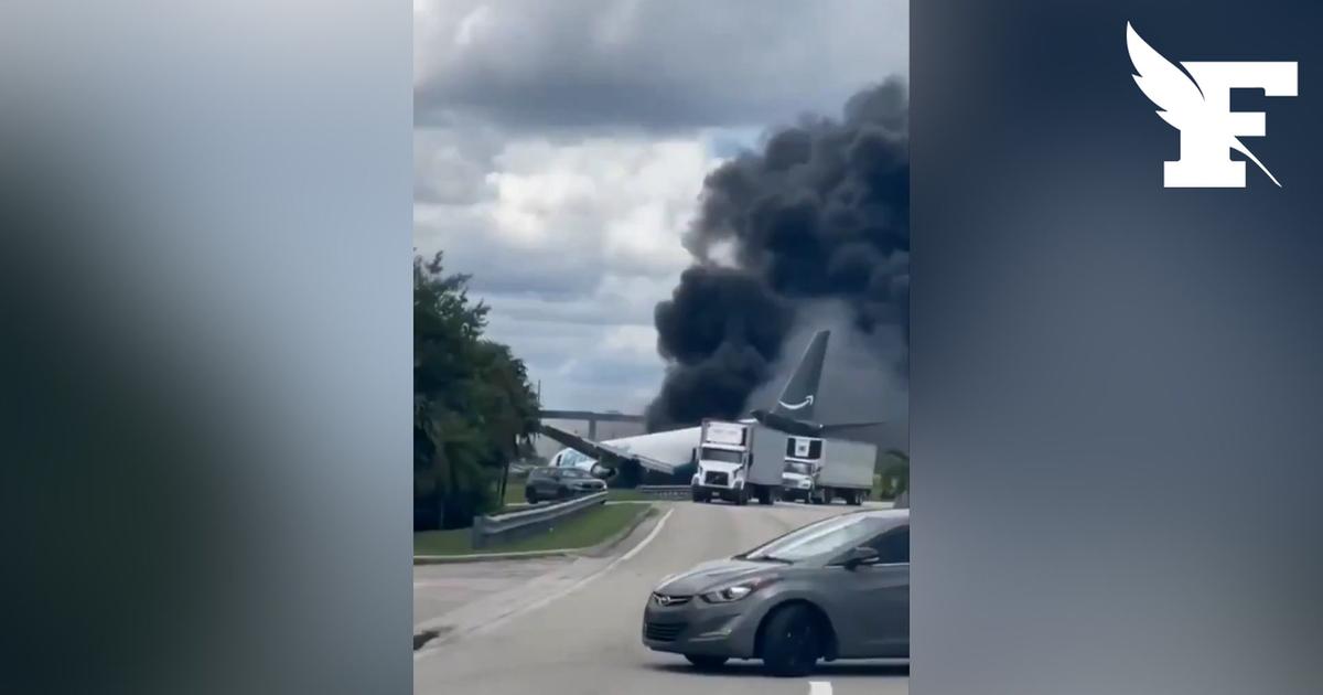 États-Unis: les images d'un avion-cargo d'Amazon Prime ayant percuté des véhicules après une sortie de piste