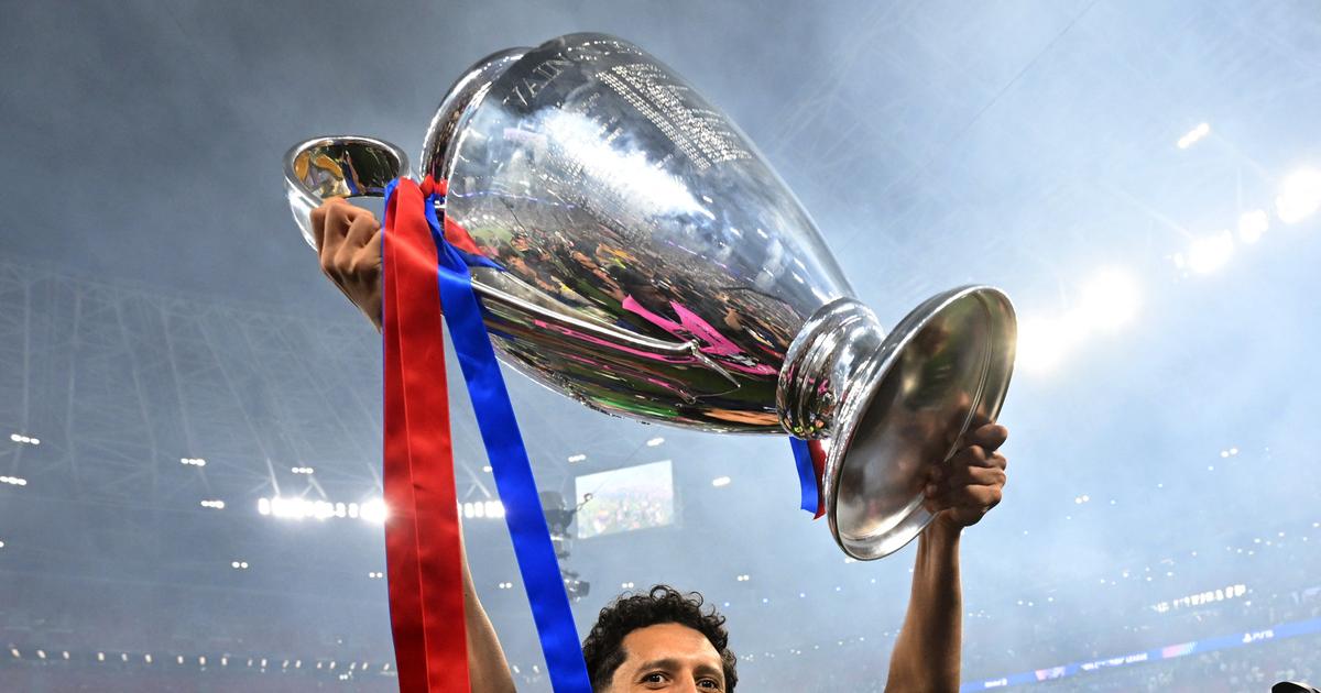 Victoire du PSG: suivez en direct les célébrations au Parc des Princes