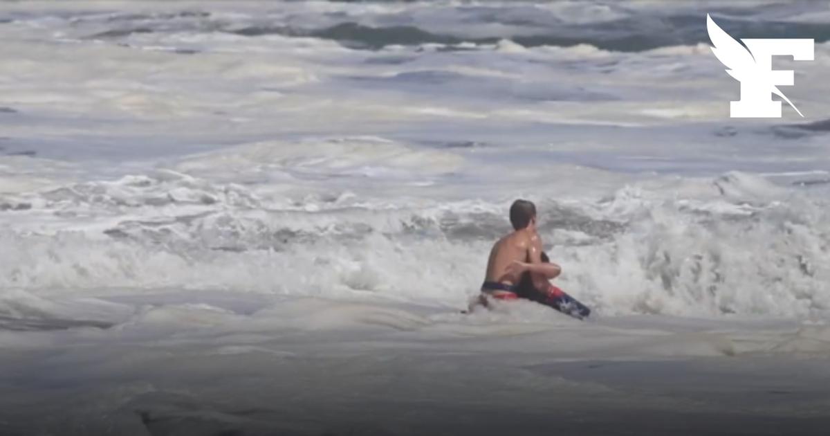 Les images d'un sauveteur portant secours à un jeune garçon en train de se noyer sur une plage californienne