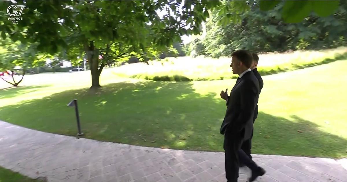G7: les images de l'arrivée de Volodymyr Zelensky à Évian