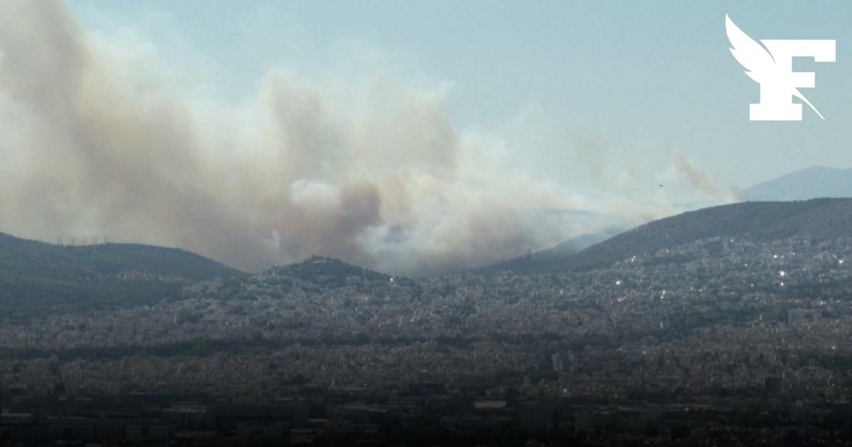 Les images des nouveaux incendies près d'Athènes, des habitants évacués face à la progression des flammes