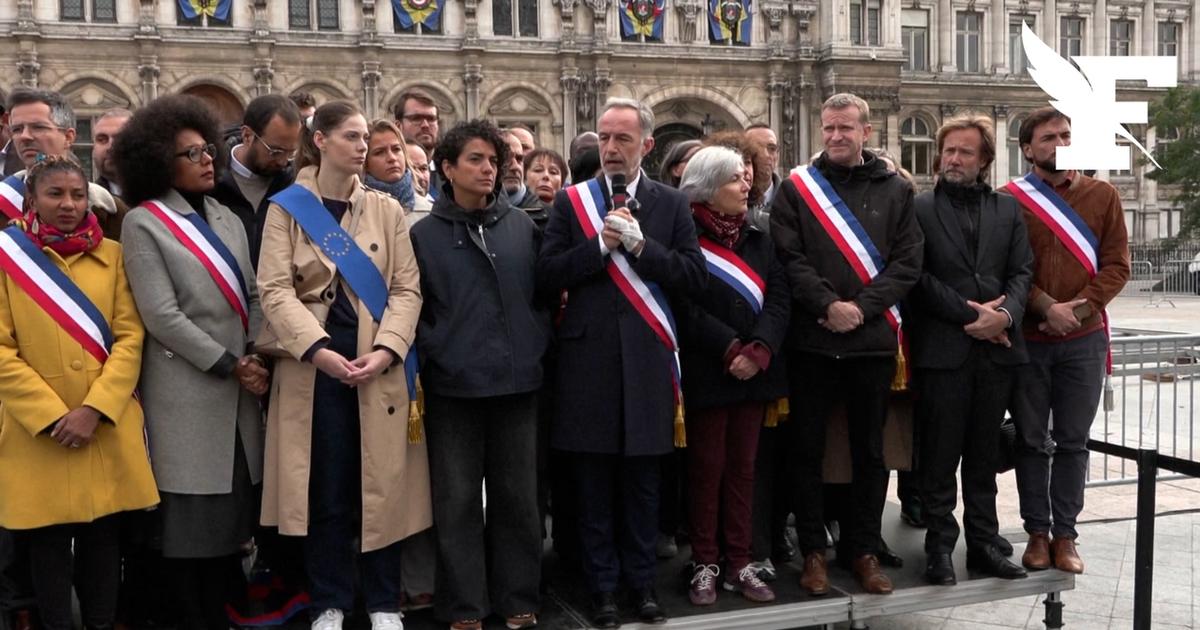 Plusieurs élus répondent à l'appel de l'Association des maires de France après les violences du 17 octobre