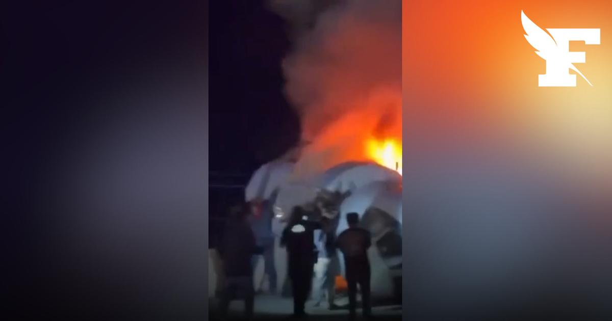 Les images des passants tentant de sauver les passagers d'un crash aérien au Texas