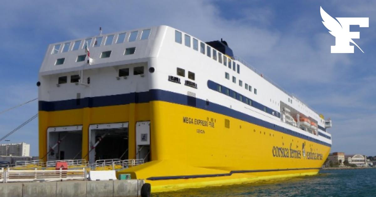 Passagers malades, vagues sur le pont, chaises renversées... Une violente tempête chahute la traversée d'un bateau Corsica Ferries