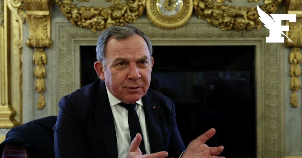 Le sénateur (LR) et avocat Francis Szpiner, soupçonné d’avoir attribué, quand il était maire du 16e arrondissement, un logement social à une femme en contrepartie de relations sexuelles, a été mis en