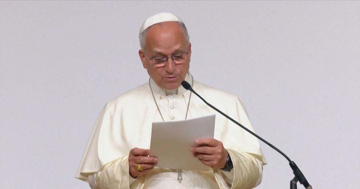 «Nous devons préserver la petite flamme que le Saint-Esprit a allumé dans l'obscurité de la nuit» : le Pape Léon XIV transmet un message de solidarité à l'Institut catholique de Paris