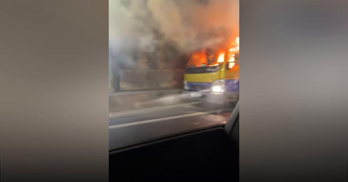 Un camion en feu filmé sur l'autoroute A1